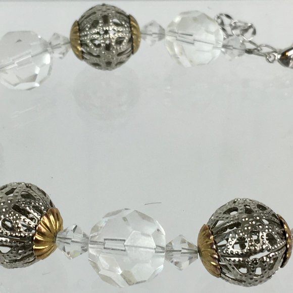 Vintage Faceted Crystal Beads and Filagree Metal Beaded Necklace Jewelry - Picture 3 of 6